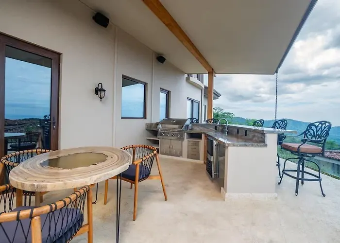 Сasa de vacaciones Casa Encanta Del Pacifico Oceanview Pool Estate