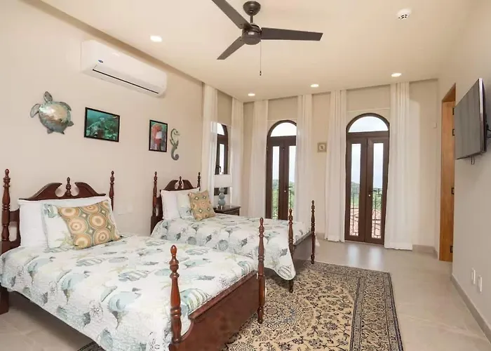 Casa Encanta Del Pacifico Oceanview Pool Estate Sardinal (Guanacaste)